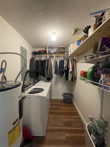 Hamshire, Texas, 77622, United States, 3 Bedrooms Bedrooms, ,Residential,For Sale,1994406