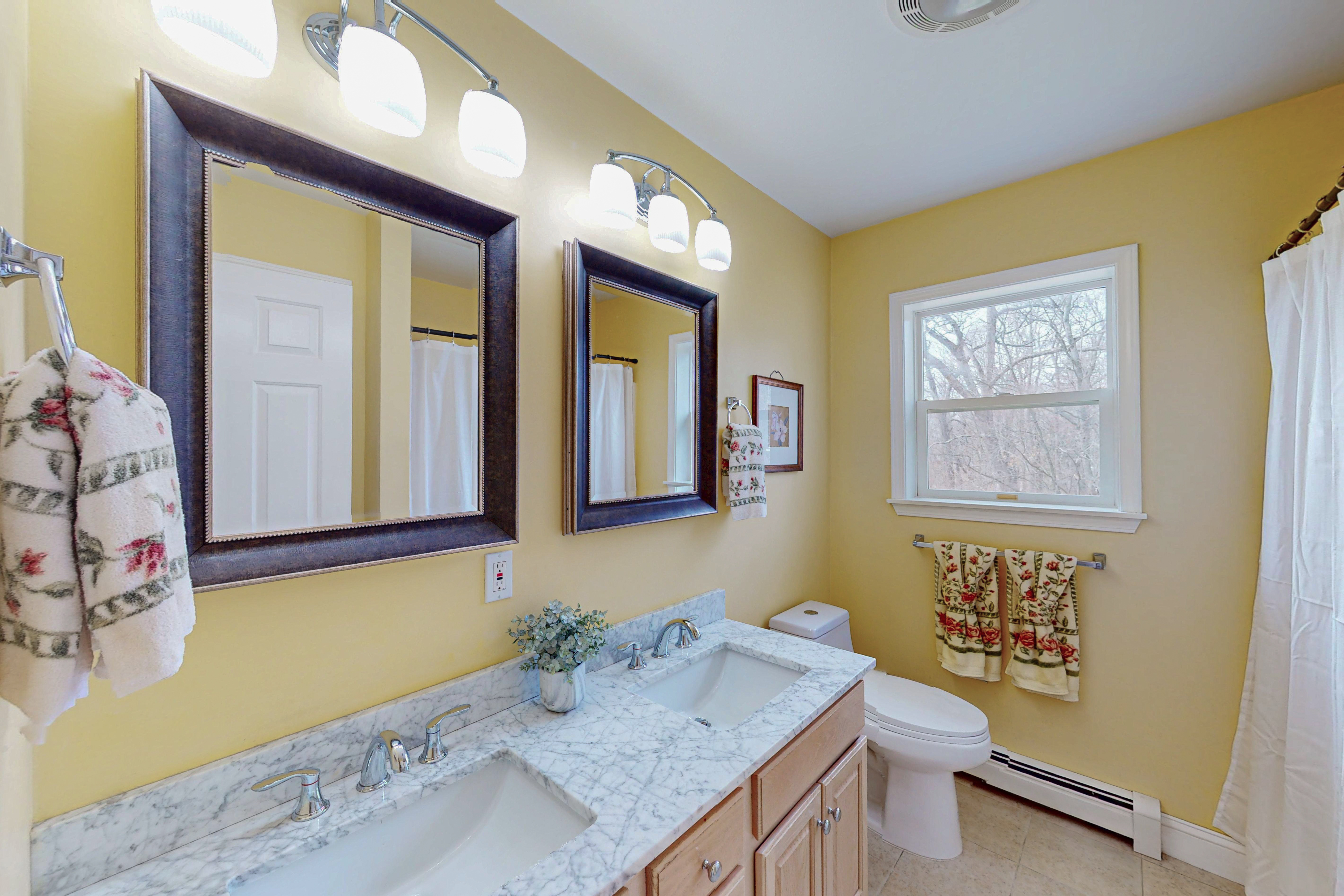  Stunning Colonial on Danbury