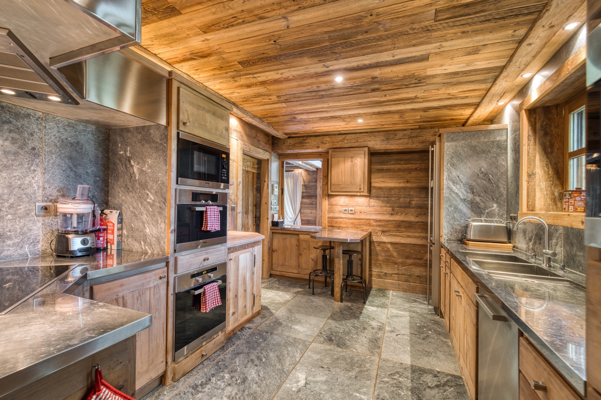  Chalet Bella Vista : 460 sqm of authenticity nestled in the heights of Megève - 物件實景