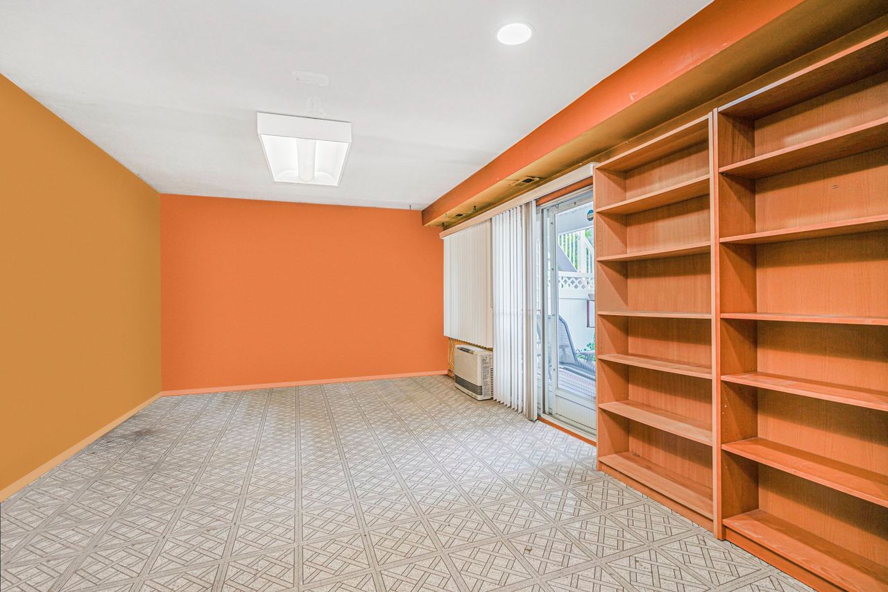 Staten Island, New York, 10312, United States, 4 Bedrooms Bedrooms, ,3 BathroomsBathrooms,Residential,For Sale,1980326