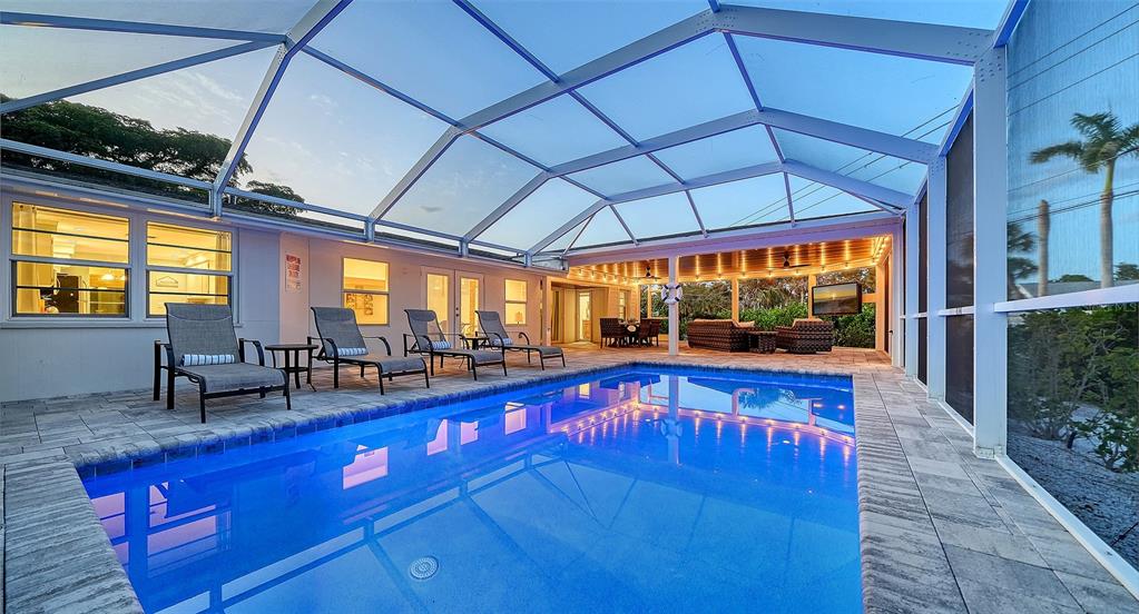 Sarasota, Florida, 34242, United States, 3 Bedrooms Bedrooms, ,2 BathroomsBathrooms,Residential,For Sale,1992857