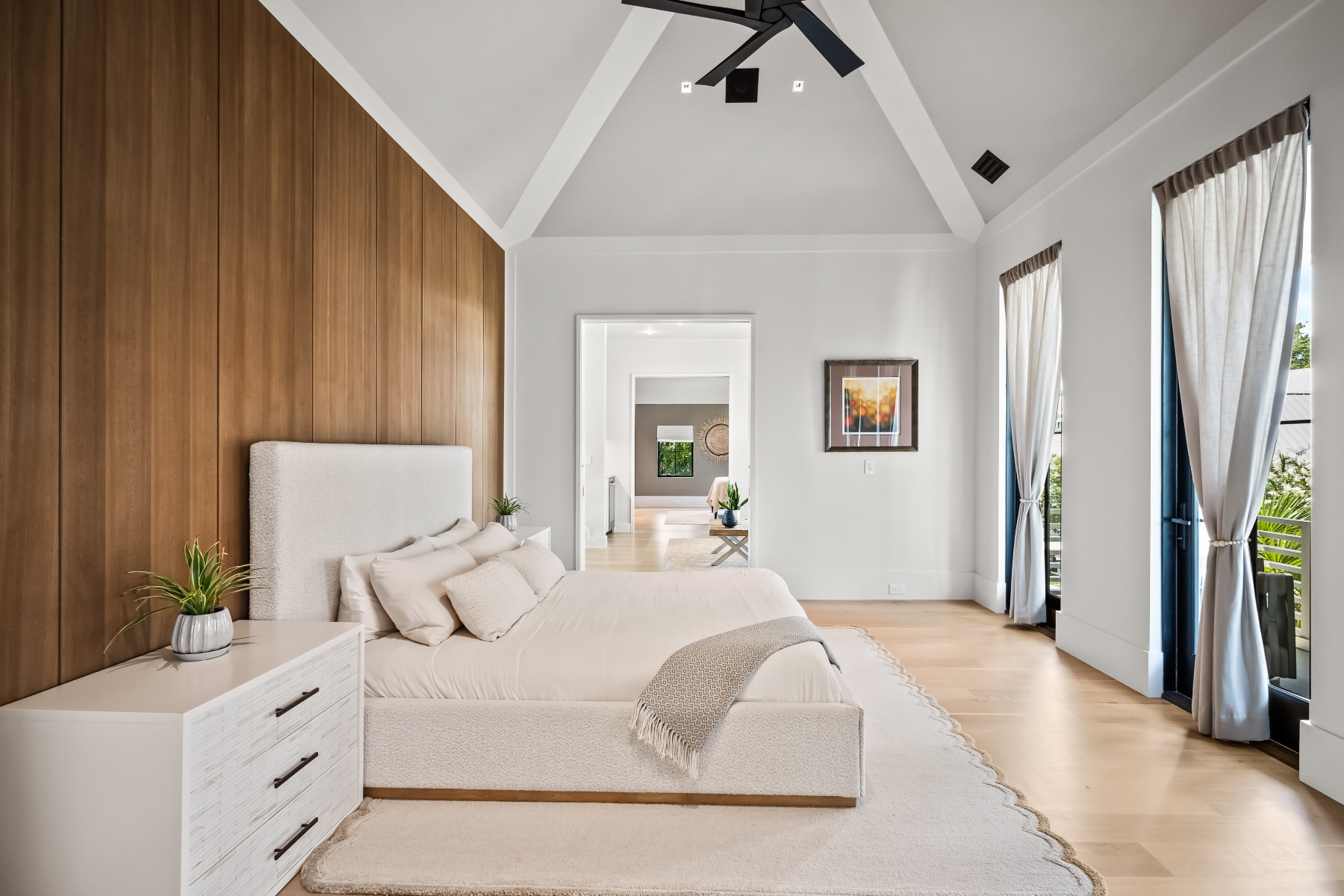  700 Stucco Lane, Mount Pleasant - 物件實景