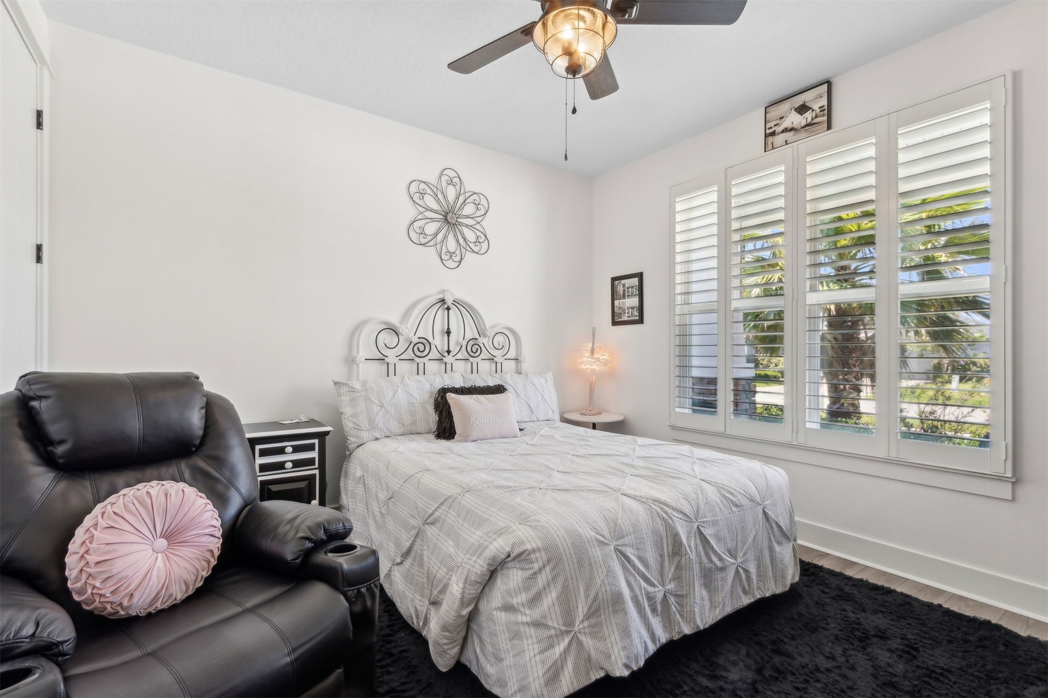 Fernandina Beach, Florida, 32034, United States, 4 Bedrooms Bedrooms, ,3 BathroomsBathrooms,Residential,For Sale,2033500
