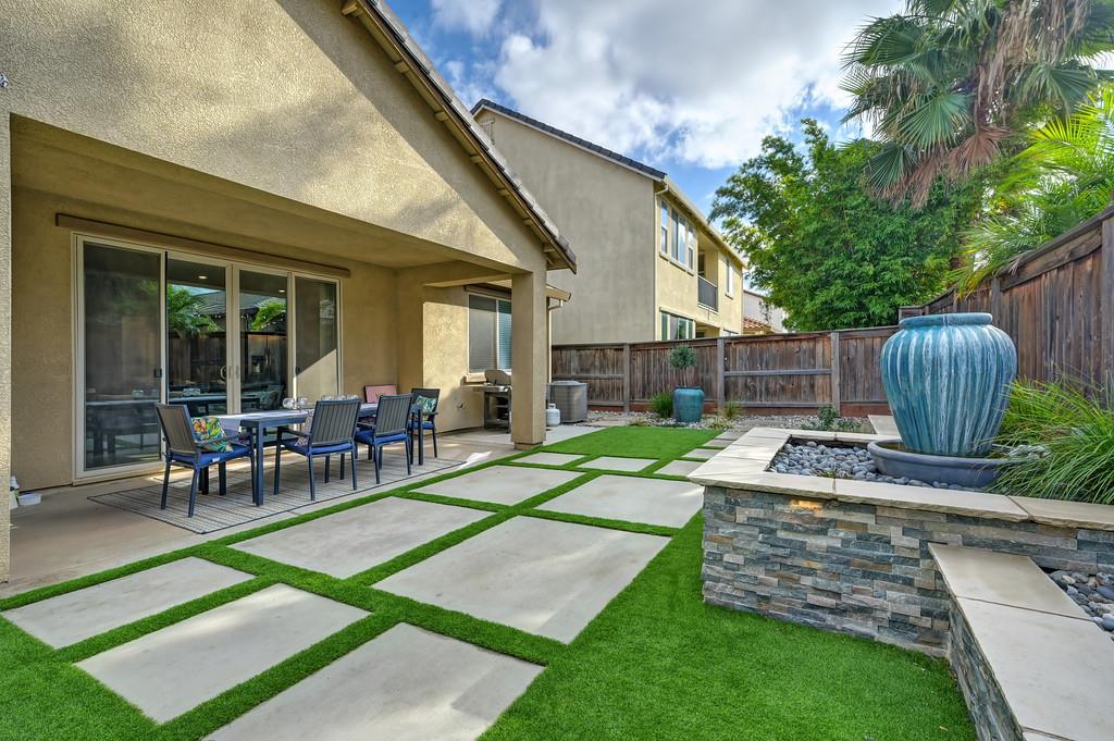 Woodland, California, 95776, United States, 3 Bedrooms Bedrooms, ,2 BathroomsBathrooms,Residential,For Sale,1989380