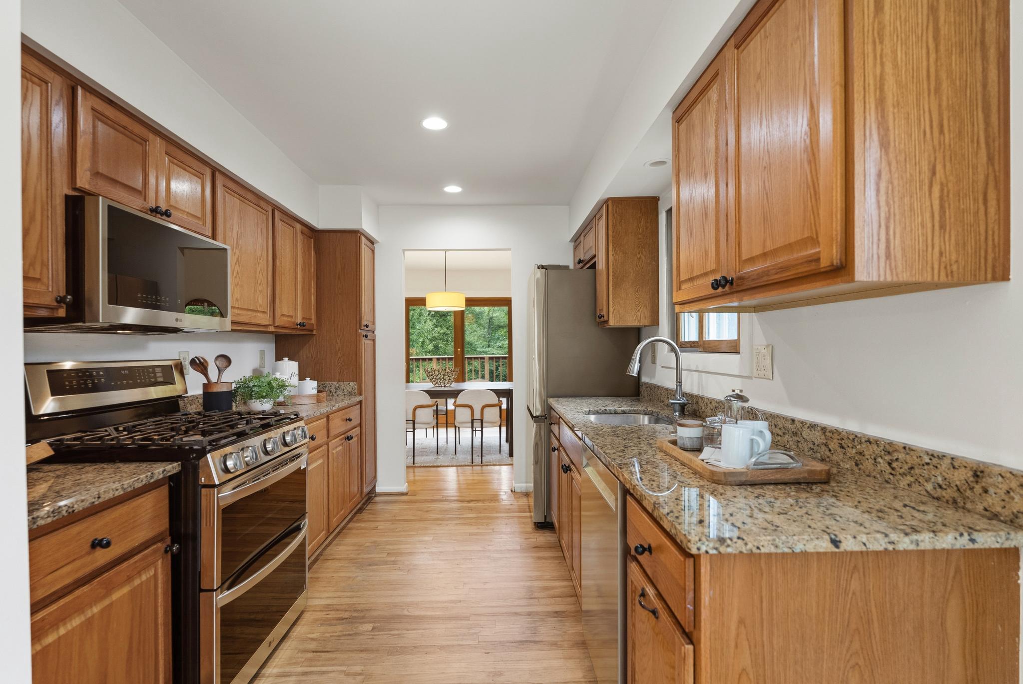  8719 Gateshead Road, Alexandria, VA, 22309 - 物件實景