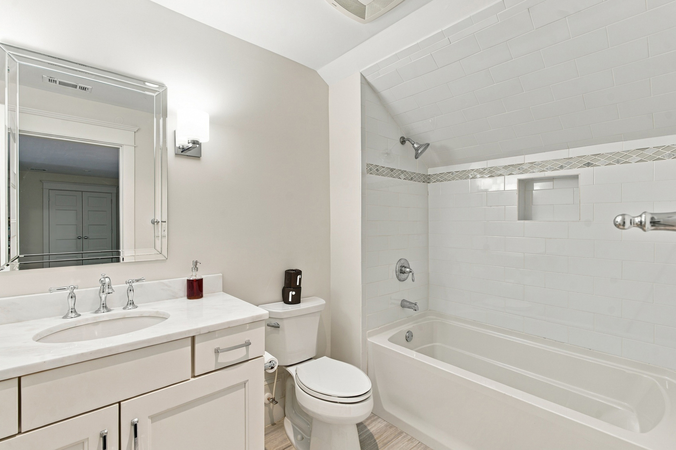 Exceptional Newer Construction Custom Home in the Heart of Ansley Park - 物件實景