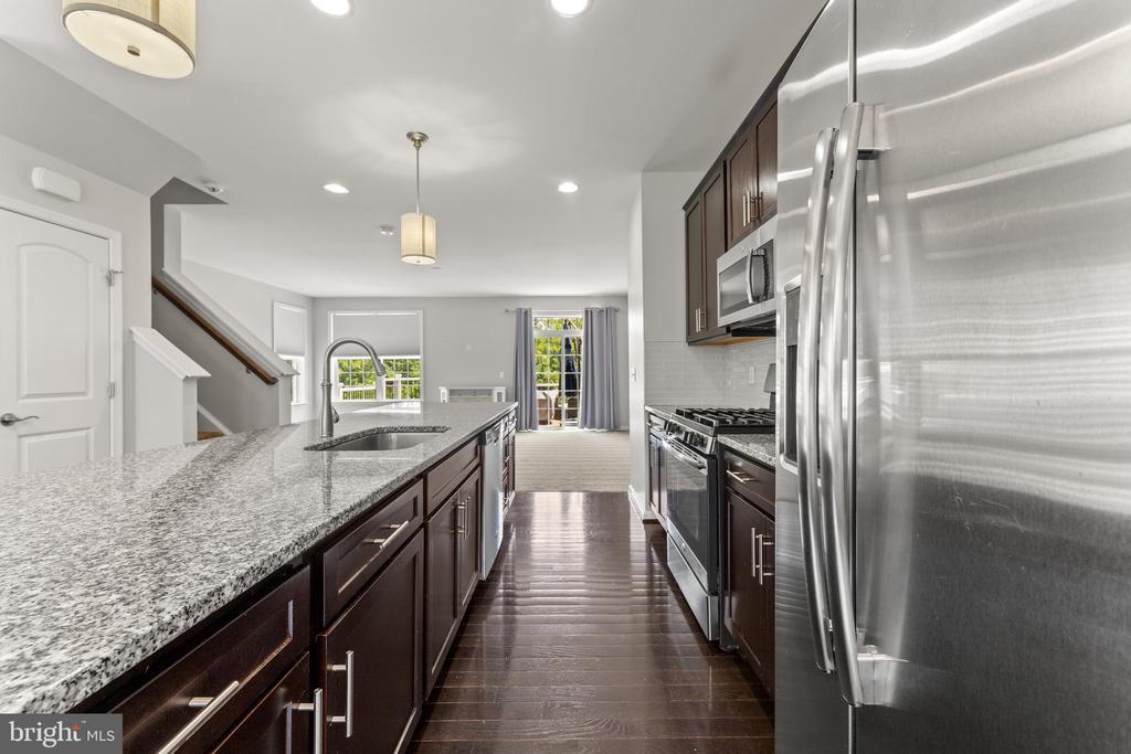 Fredericksburg, Virginia, 22401, United States, 4 Bedrooms Bedrooms, ,4 BathroomsBathrooms,Residential,For Sale,1827439