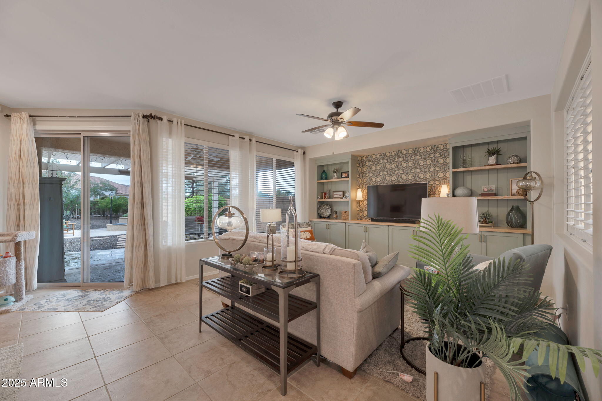 Gilbert, Arizona, 85298, United States, 2 Bedrooms Bedrooms, ,2 BathroomsBathrooms,Residential,For Sale,1999151