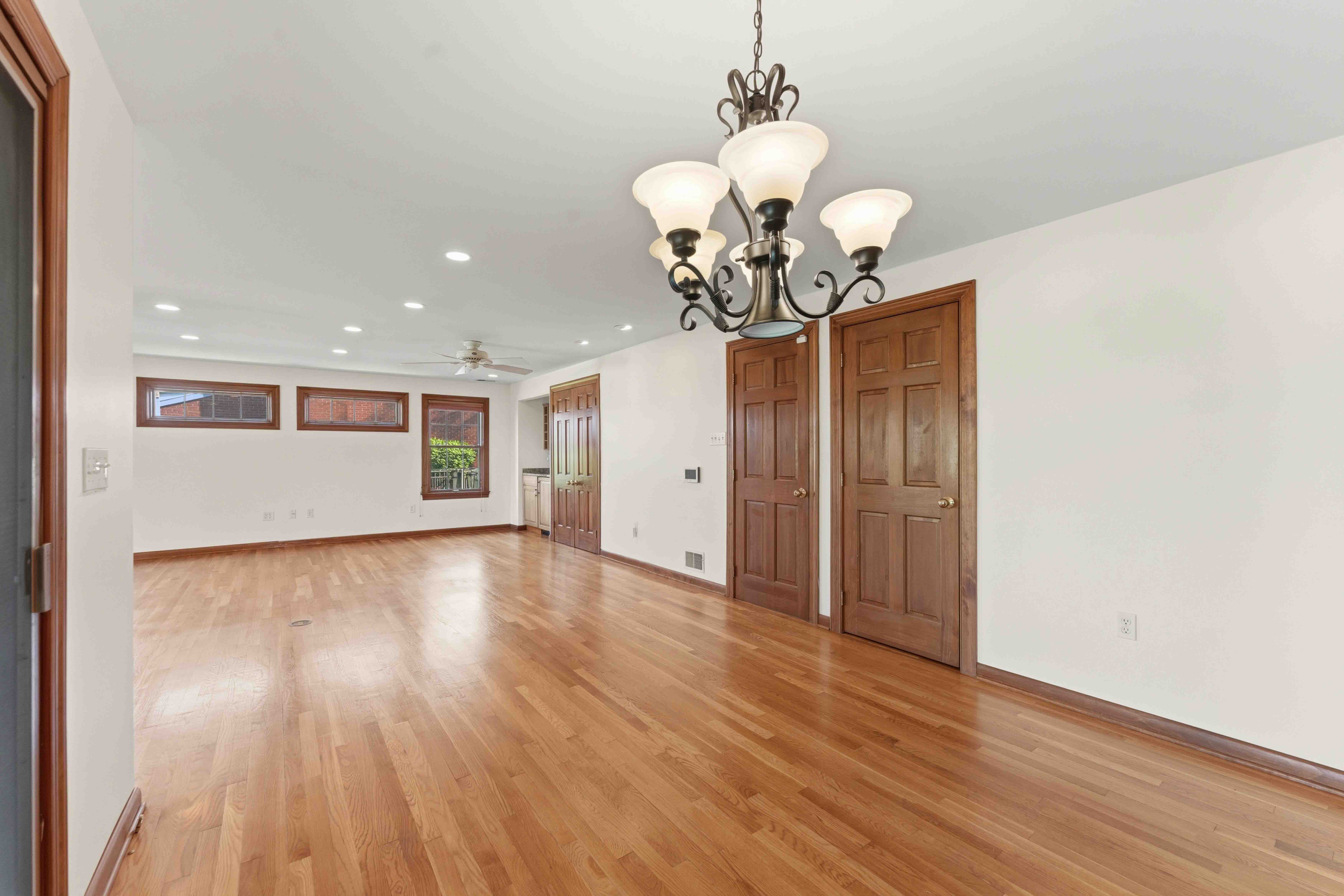  122 Tynewood Drive, Turtle Creek, PA 15145 - 物件實景