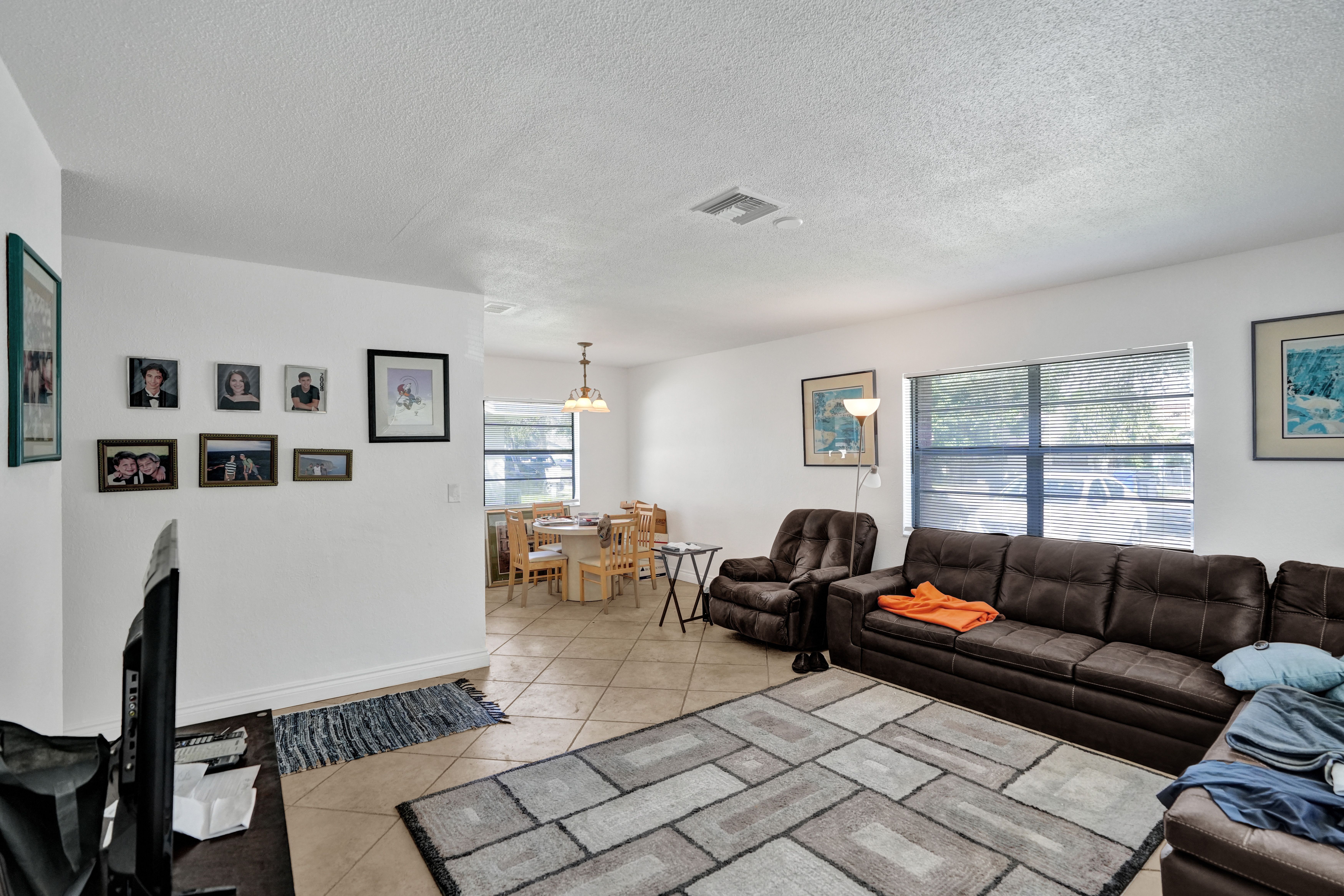  5706-5708 Lincoln St, Hollywood, FL, 33021 - 物件實景