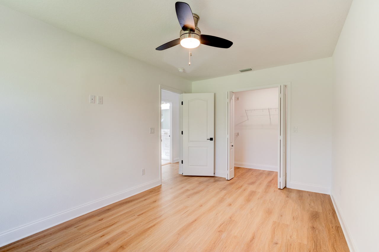 Port Orange, Florida, 32128, United States, 5 Bedrooms Bedrooms, ,3 BathroomsBathrooms,Residential,For Sale,1976466