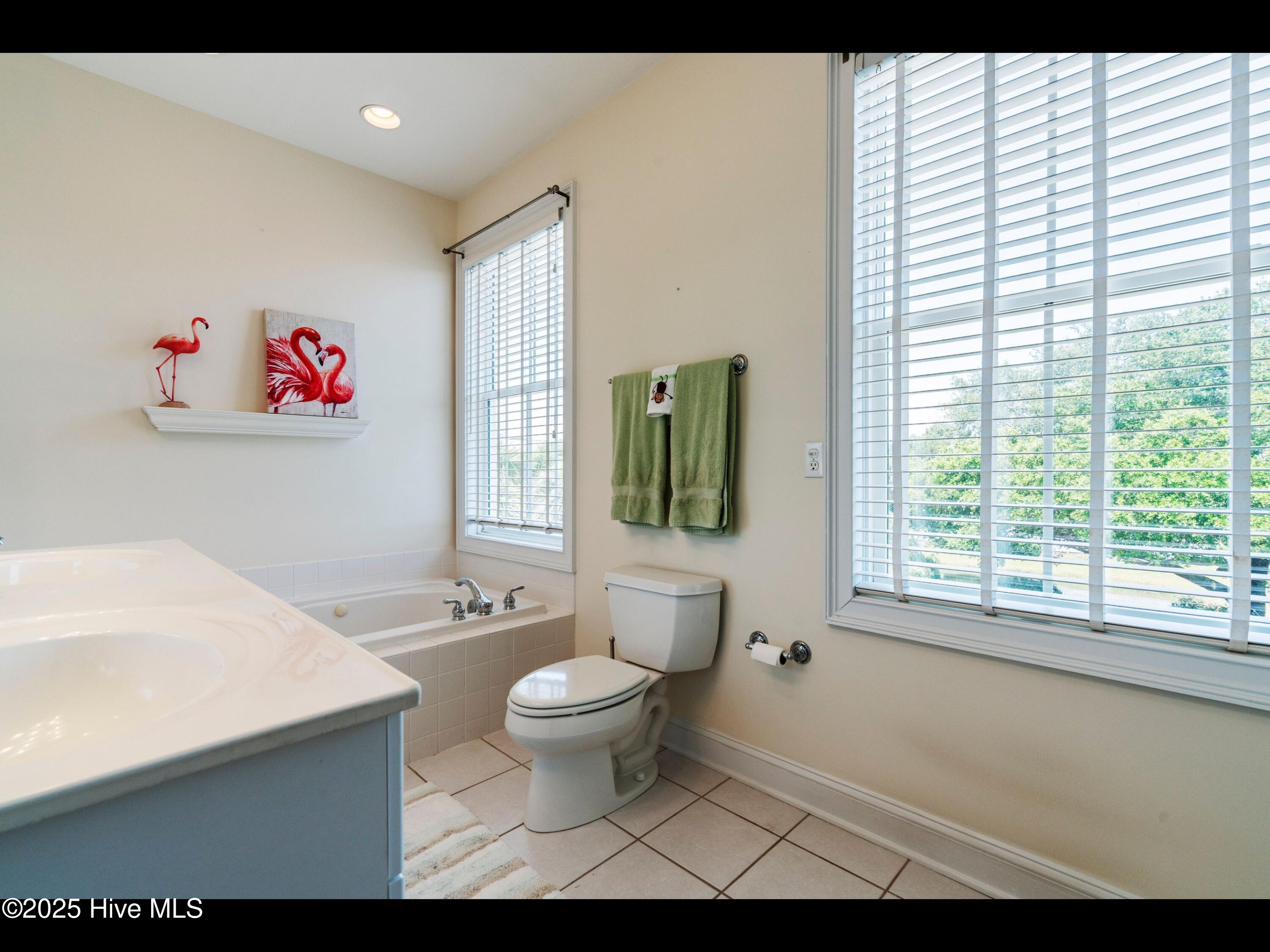 Carolina Beach, North Carolina, 28428, United States, 3 Bedrooms Bedrooms, ,3 BathroomsBathrooms,Residential,For Sale,1846629