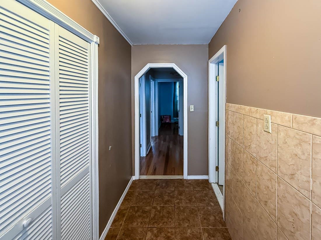 Jersey City, New Jersey, 07307, United States, 4 Bedrooms Bedrooms, ,2 BathroomsBathrooms,Residential,For Sale,1991829