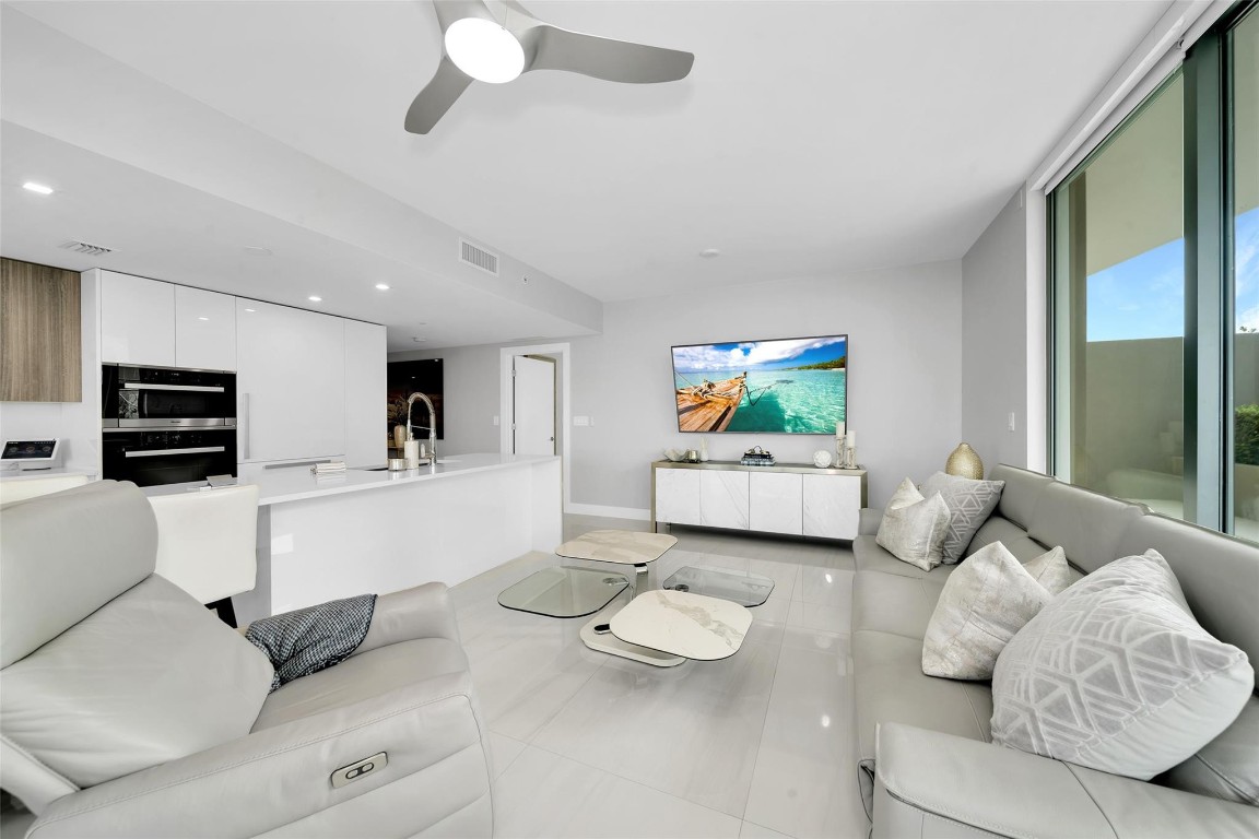 Pompano Beach, Florida, 33062, United States, 3 Bedrooms Bedrooms, ,3 BathroomsBathrooms,Residential,For Sale,1810568