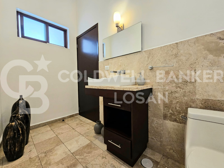 Naucalpan de Juárez, Estado de méxico, 53297, Mexico, 3 Bedrooms Bedrooms, ,3 BathroomsBathrooms,Residential,For Sale,1916979
