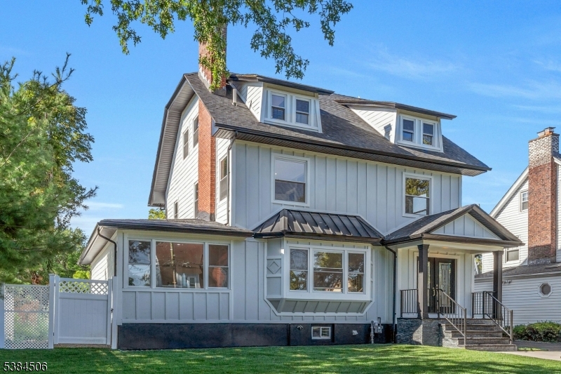 Montclair Twp., New Jersey, 07042, United States, 6 Bedrooms Bedrooms, ,5 BathroomsBathrooms,Residential,For Sale,1947111