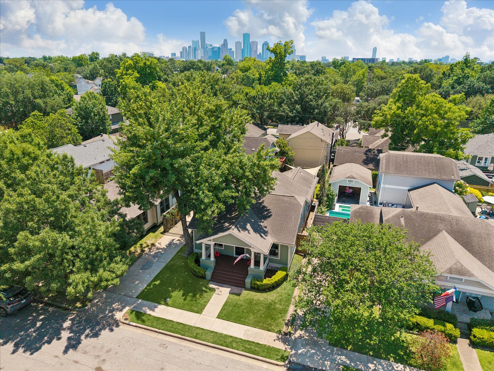  816 W Cottage Street - 物件實景