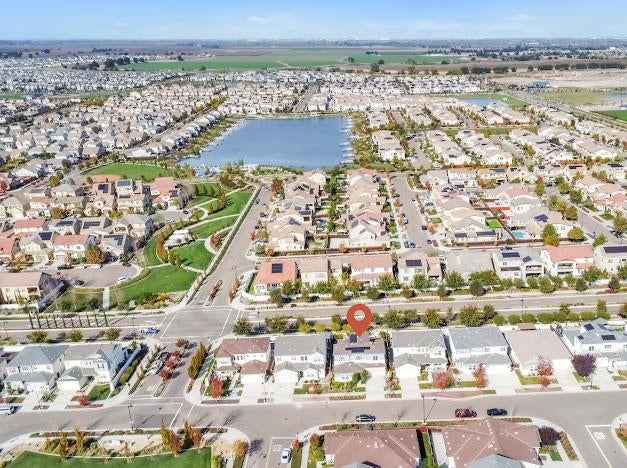 Lathrop, California, 95330, United States, 4 Bedrooms Bedrooms, ,3 BathroomsBathrooms,Residential,For Sale,1988018