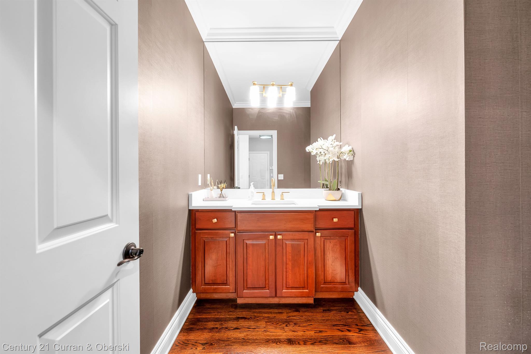 Northville Township, Michigan, 48168, United States, 6 Bedrooms Bedrooms, ,6 BathroomsBathrooms,Residential,For Sale,1976902