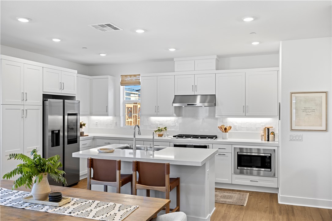 Rancho Mission Viejo, California, 92694, United States, 3 Bedrooms Bedrooms, ,3 BathroomsBathrooms,Residential,For Sale,1891499