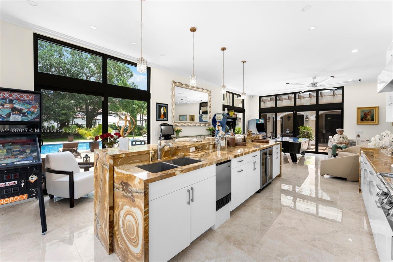 Pinecrest, Florida, 33156, United States, 7 Bedrooms Bedrooms, ,8 BathroomsBathrooms,Residential,For Sale,1989017