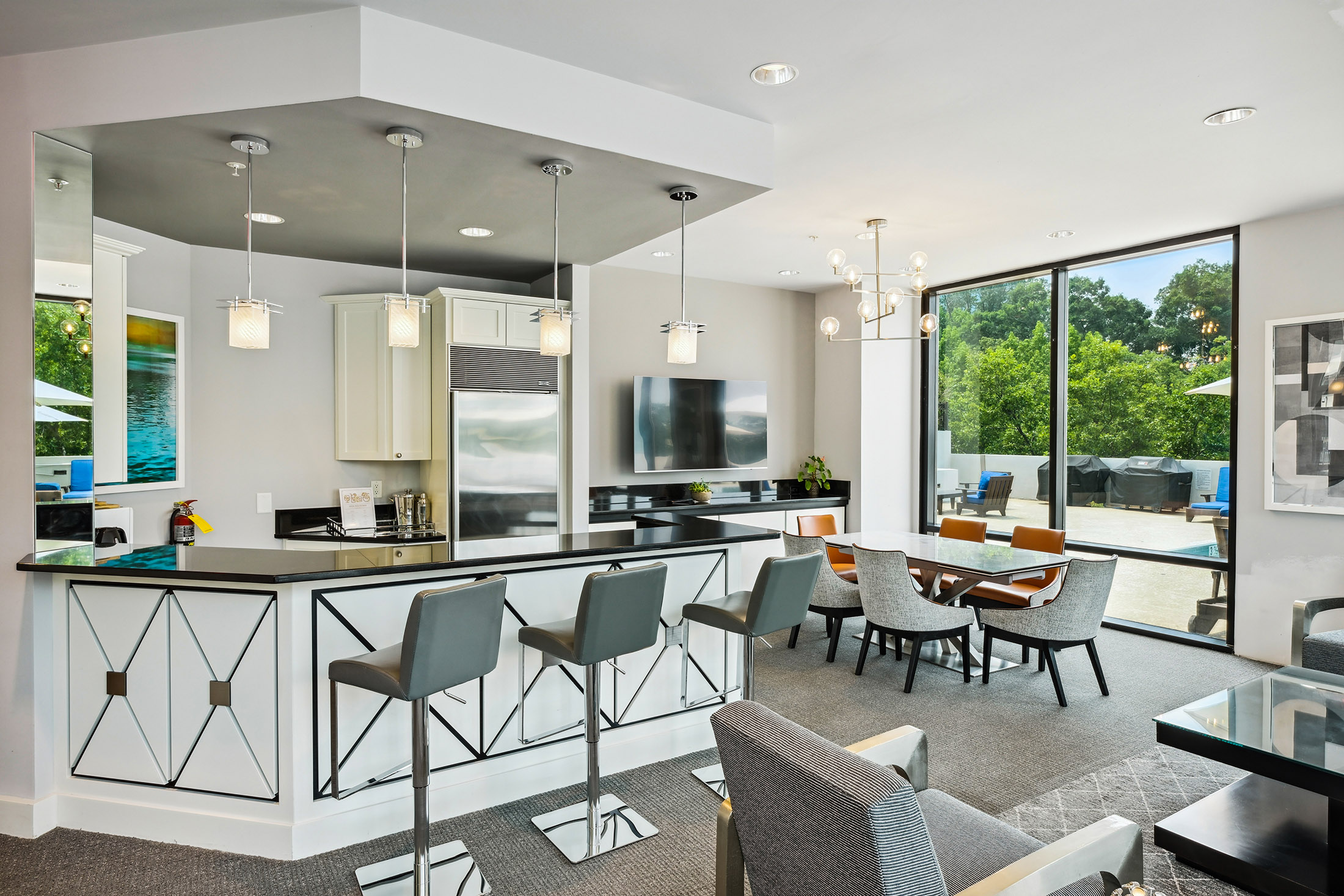  Exceptional Space, Skyline Views, and an Unbeatable Buckhead Location - 物件實景
