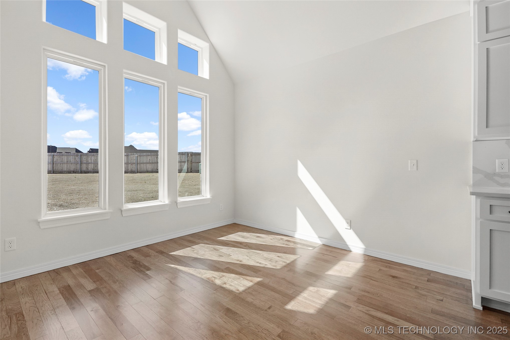 Bixby, Oklahoma, 74008, United States, 4 Bedrooms Bedrooms, ,4 BathroomsBathrooms,Residential,For Sale,1827435