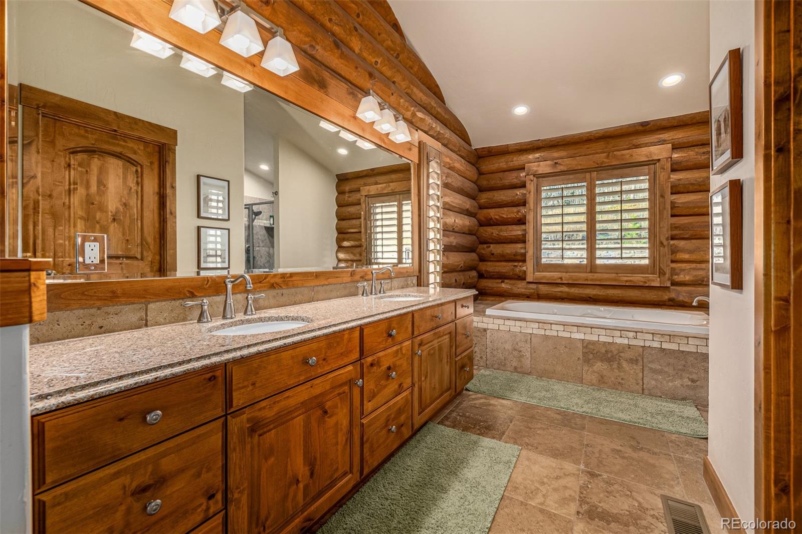 Golden, Colorado, 80403, United States, 5 Bedrooms Bedrooms, ,2 BathroomsBathrooms,Residential,For Sale,1974417