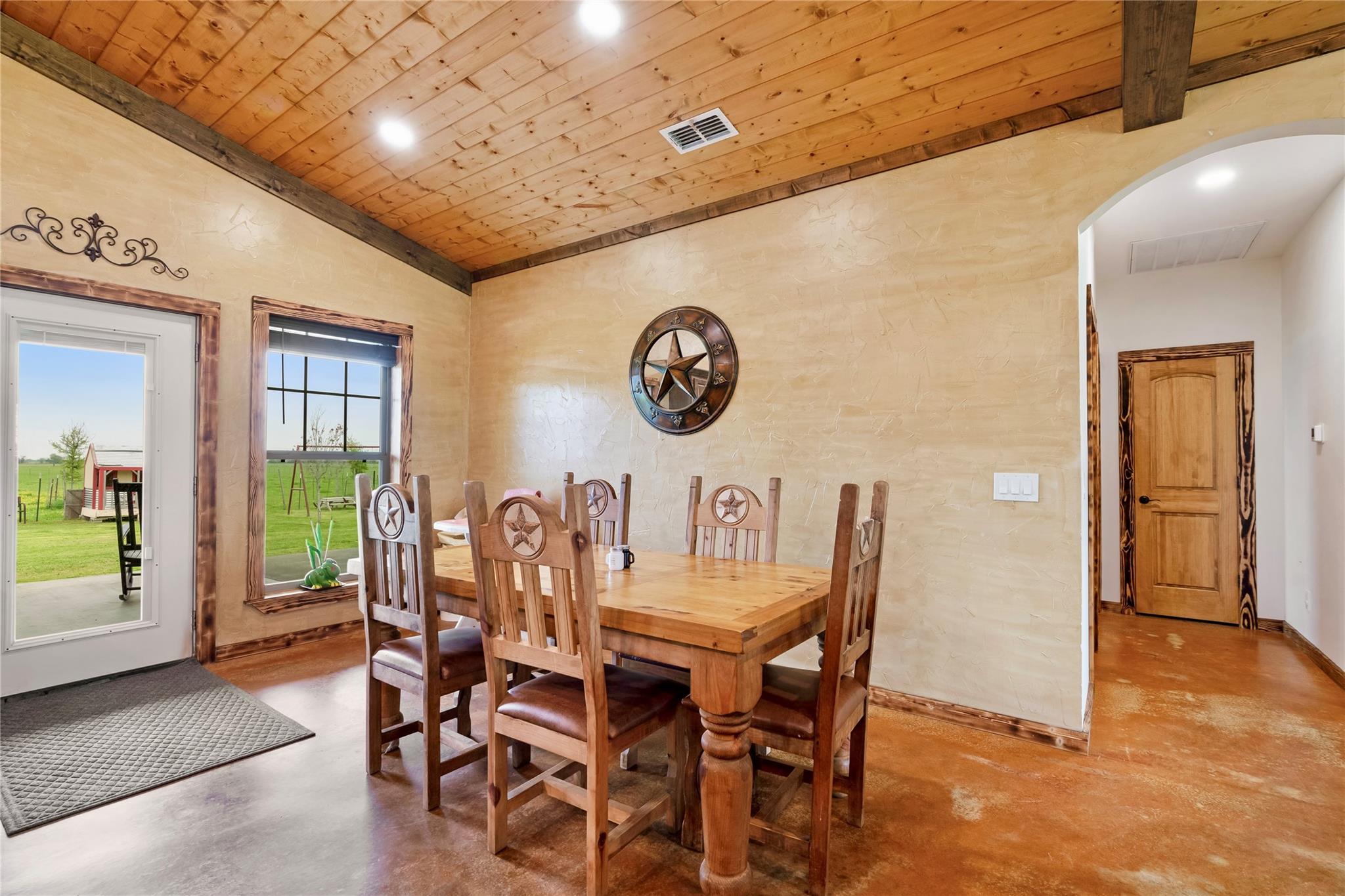 Honey Grove, Texas, 75446, United States, 3 Bedrooms Bedrooms, ,3 BathroomsBathrooms,Residential,For Sale,1937107