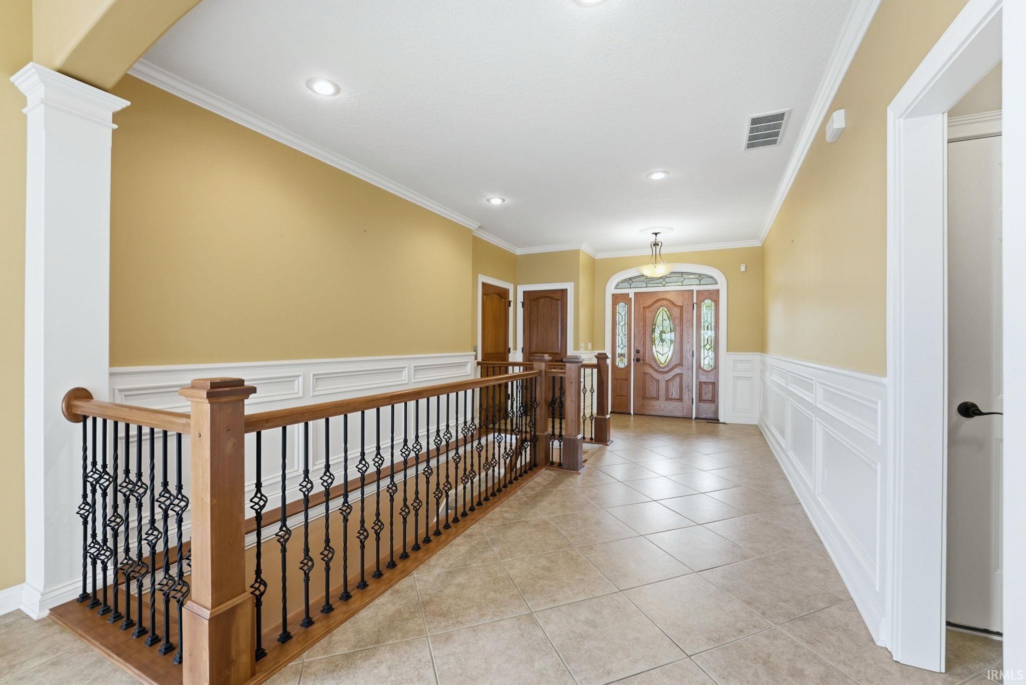 Wolcottville, Indiana, 46795, United States, 3 Bedrooms Bedrooms, ,4 BathroomsBathrooms,Residential,For Sale,2048319