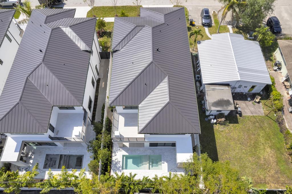 Delray Beach, Florida, 33444, United States, 4 Bedrooms Bedrooms, ,5 BathroomsBathrooms,Residential,For Sale,1974503