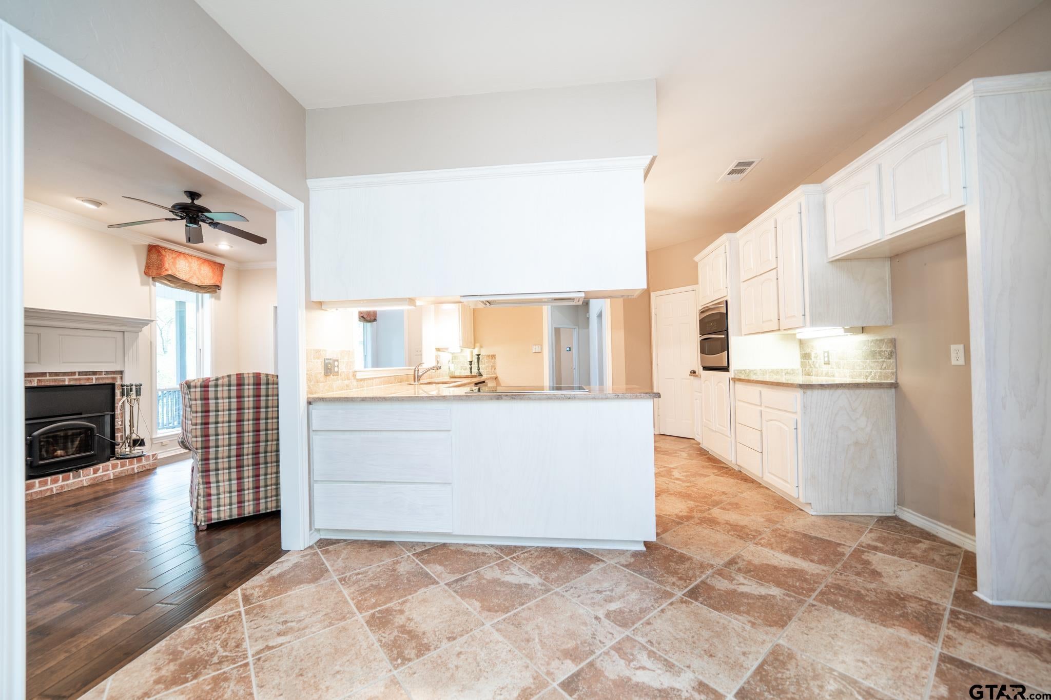 Pittsburg, Texas, 75686, United States, 4 Bedrooms Bedrooms, ,3 BathroomsBathrooms,Residential,For Sale,1839930