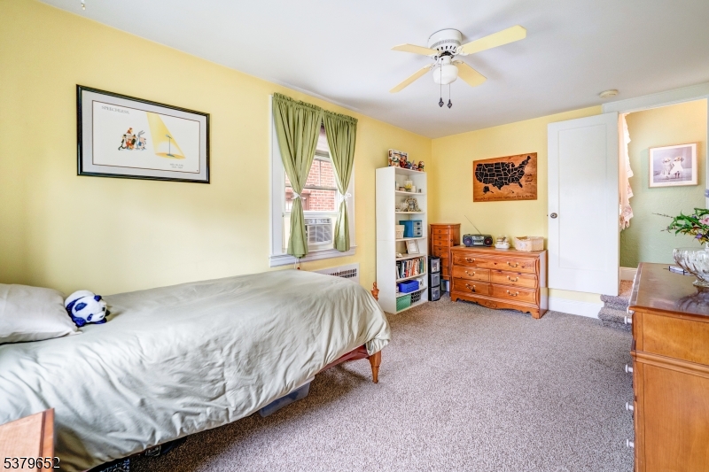Elizabeth City, New Jersey, 07208, United States, 3 Bedrooms Bedrooms, ,2 BathroomsBathrooms,Residential,For Sale,1926439