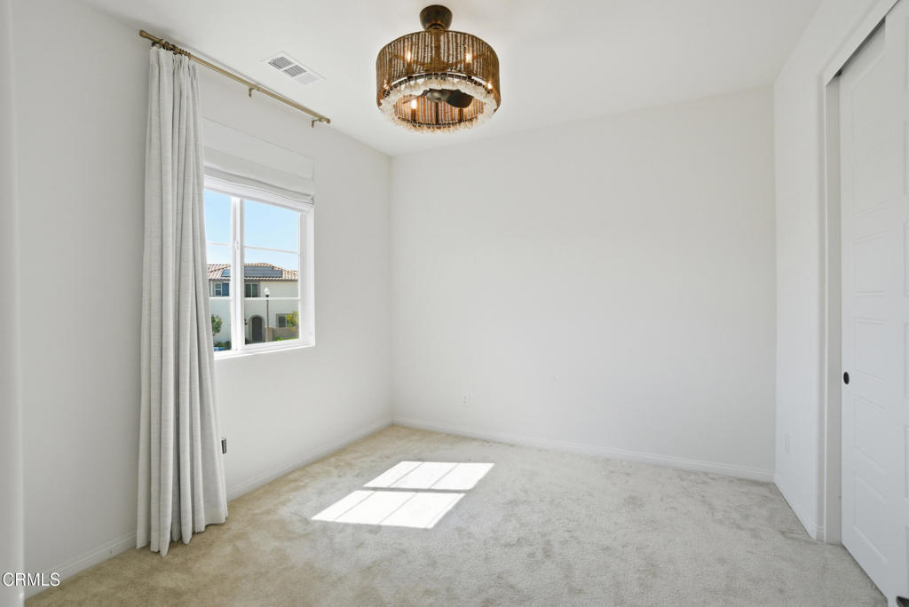 Santa Paula, California, 93060, United States, 4 Bedrooms Bedrooms, ,3 BathroomsBathrooms,Residential,For Sale,2036590