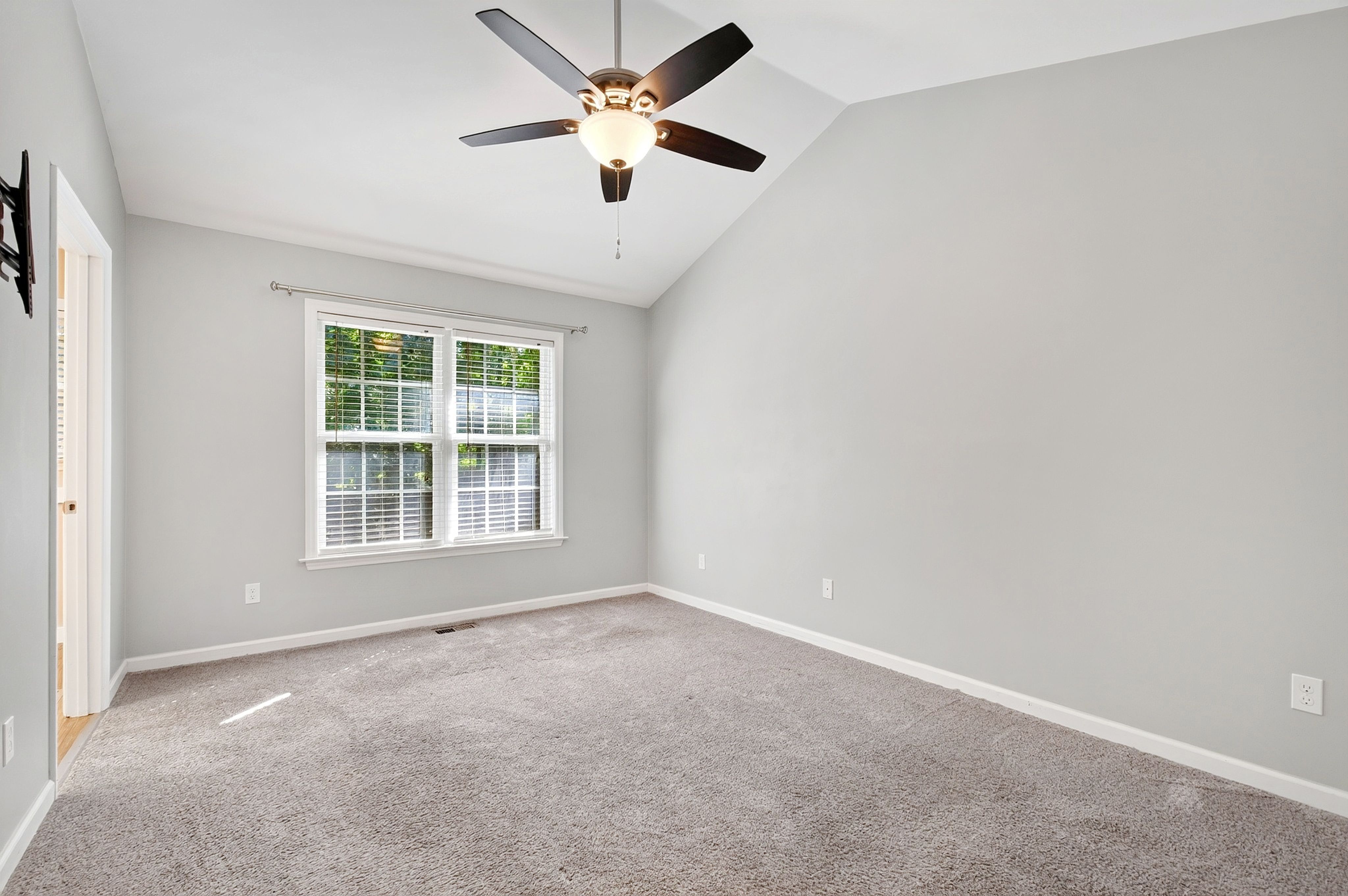  25 Beaver Ridge Drive, Youngsville, NC 27596 - 物件實景