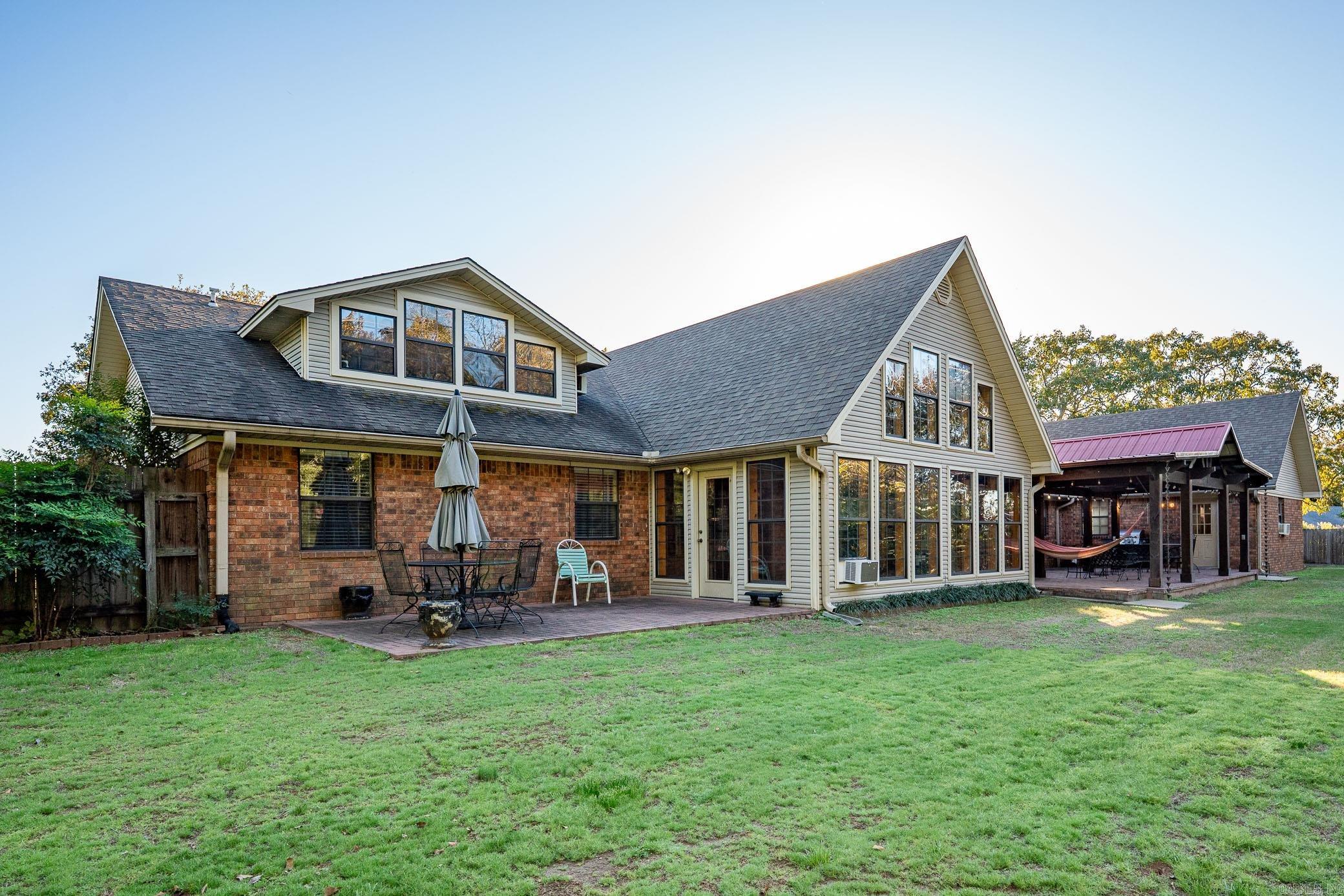 Conway, Arkansas, 72032, United States, 4 Bedrooms Bedrooms, ,2 BathroomsBathrooms,Residential,For Sale,1988204