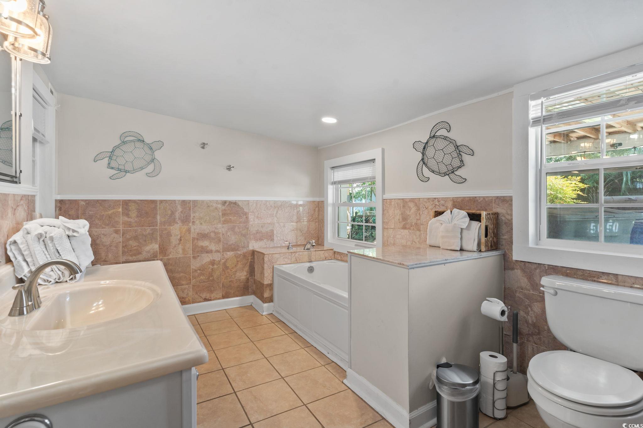 North Myrtle Beach, South Carolina, 29582, United States, 4 Bedrooms Bedrooms, ,2 BathroomsBathrooms,Residential,For Sale,1942869