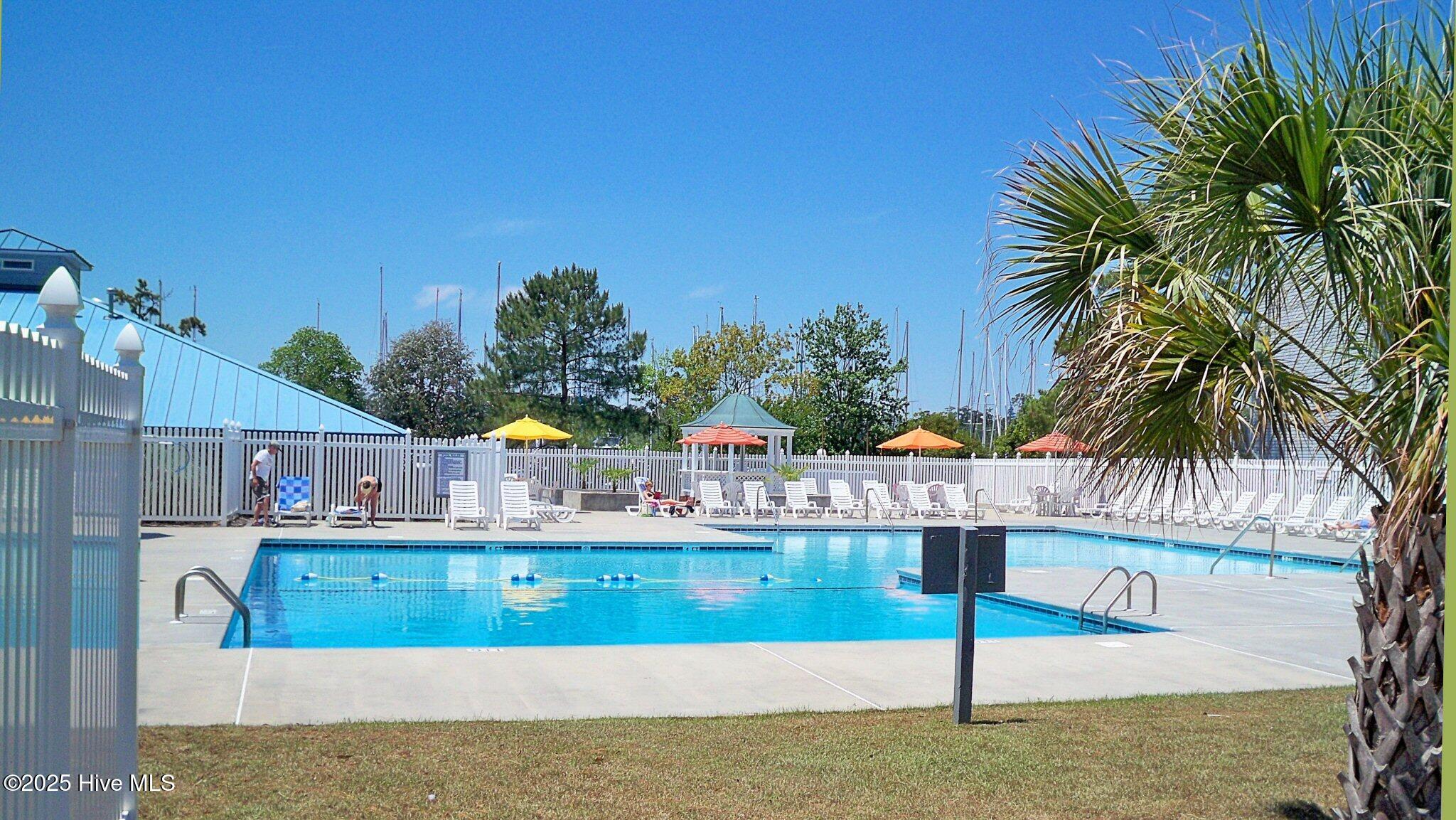 New Bern, North Carolina, 28560, United States, 3 Bedrooms Bedrooms, ,4 BathroomsBathrooms,Residential,For Sale,1874944