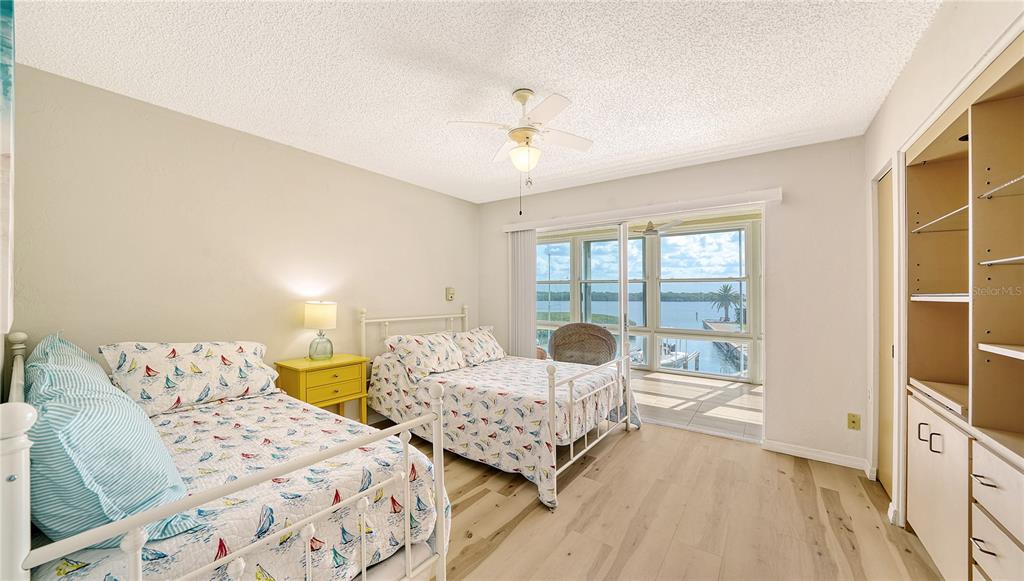 Longboat Key, Florida, 34228, United States, 2 Bedrooms Bedrooms, ,2 BathroomsBathrooms,Residential,For Sale,1992872