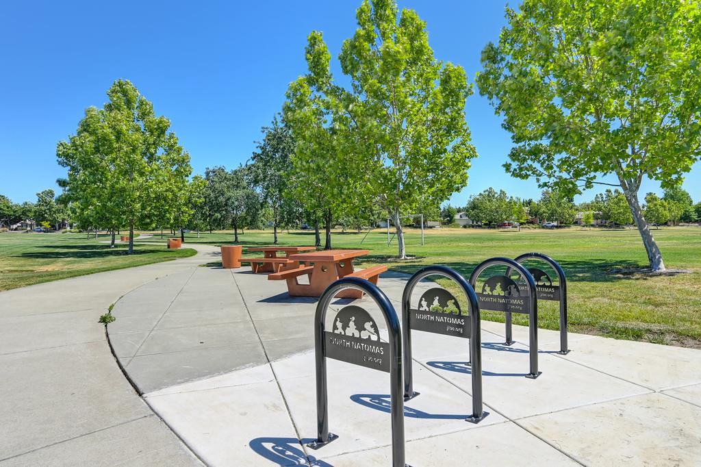 Sacramento, California, 95835, United States, 4 Bedrooms Bedrooms, ,2 BathroomsBathrooms,Residential,For Sale,1957023