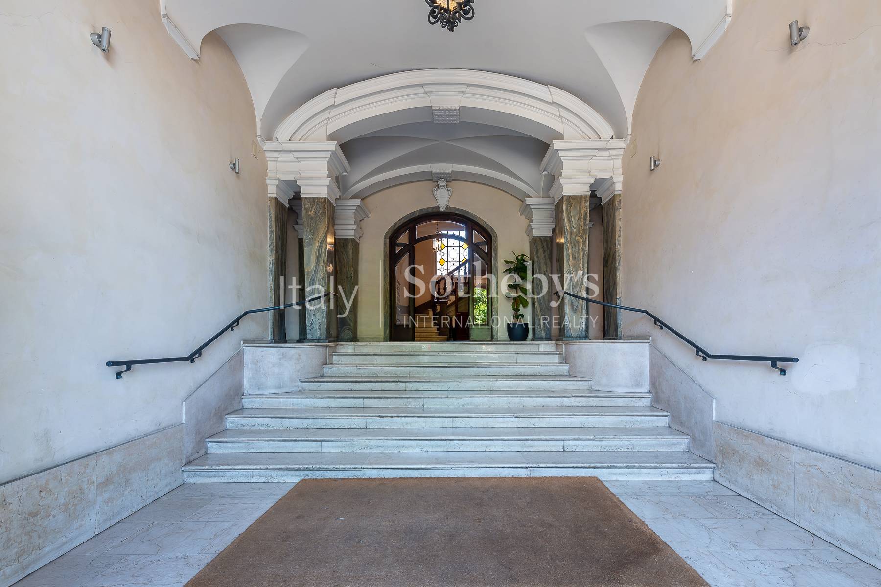  An Exclusive Pied-À-Terre in Rome’s Historic Center - 物件實景