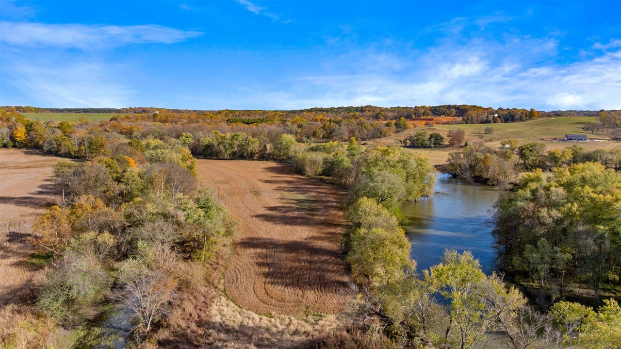 Glasgow, Kentucky, 42141, United States, 2 Bedrooms Bedrooms, ,1 BathroomBathrooms,Residential,For Sale,1989020