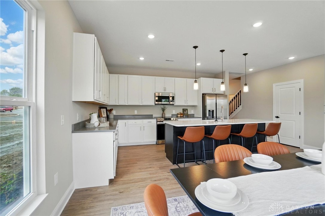 Springfield, Ohio, 45502, United States, 3 Bedrooms Bedrooms, ,3 BathroomsBathrooms,Residential,For Sale,1987754