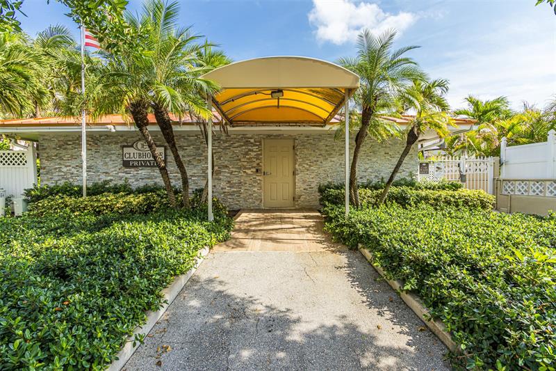 Pompano Beach, Florida, 33062, United States, 2 Bedrooms Bedrooms, ,2 BathroomsBathrooms,Residential,For Sale,1991979