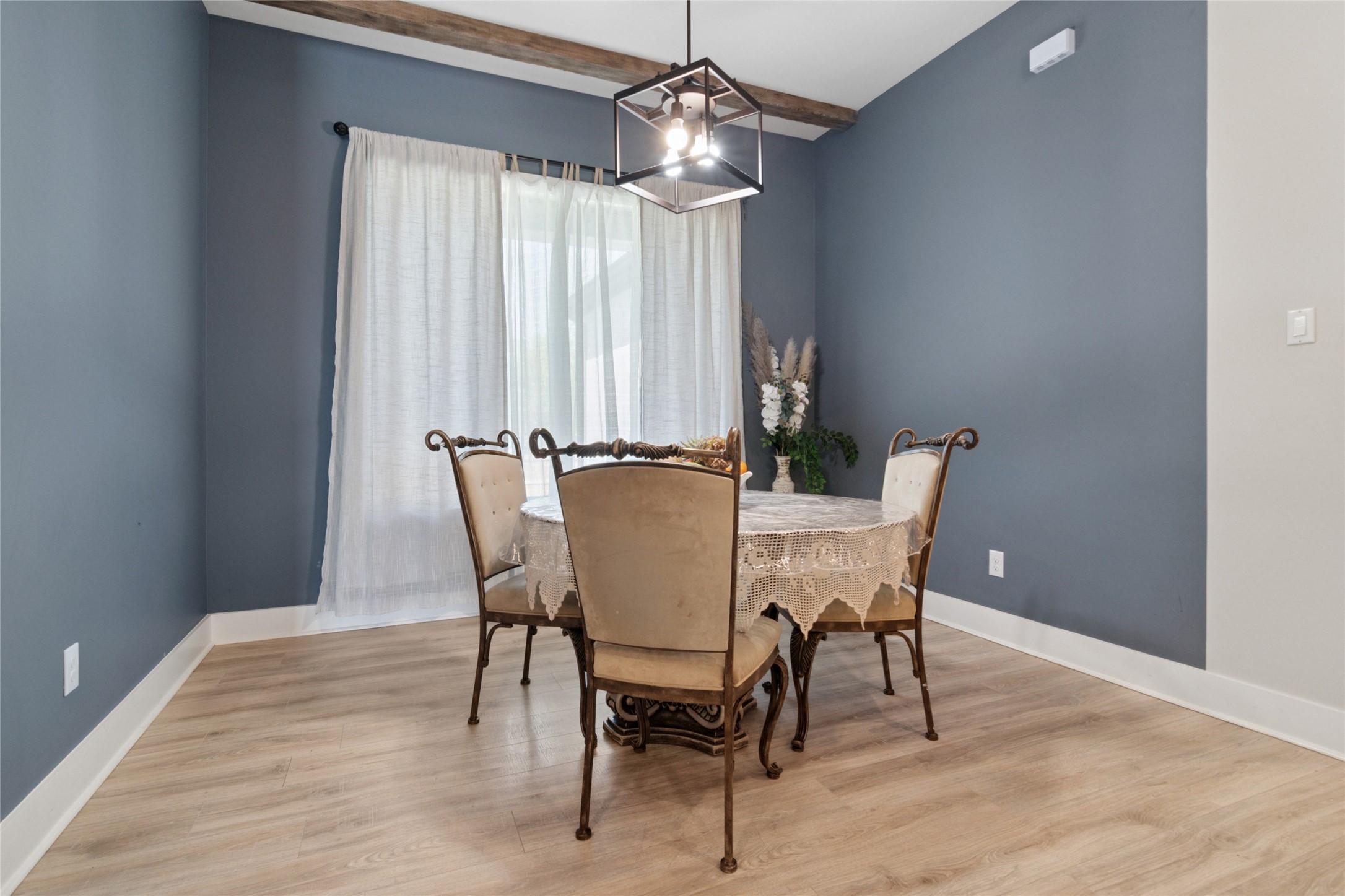 Ovilla, Texas, 75154, United States, 4 Bedrooms Bedrooms, ,3 BathroomsBathrooms,Residential,For Sale,1785260