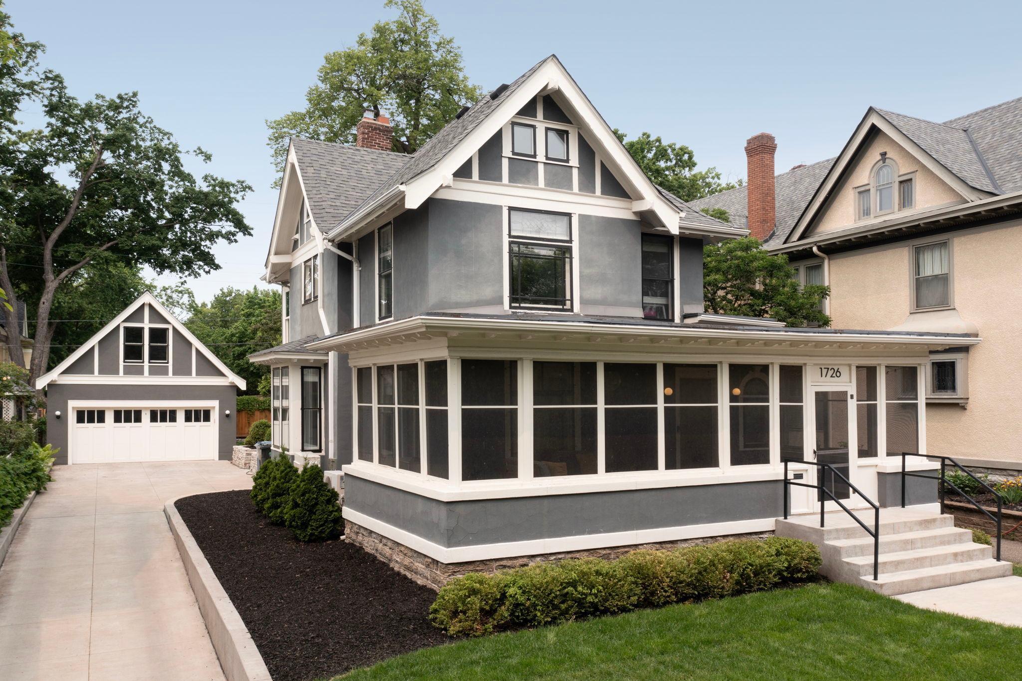 Minneapolis, Minnesota, 55403, United States, 3 Bedrooms Bedrooms, ,2 BathroomsBathrooms,Residential,For Sale,1901965