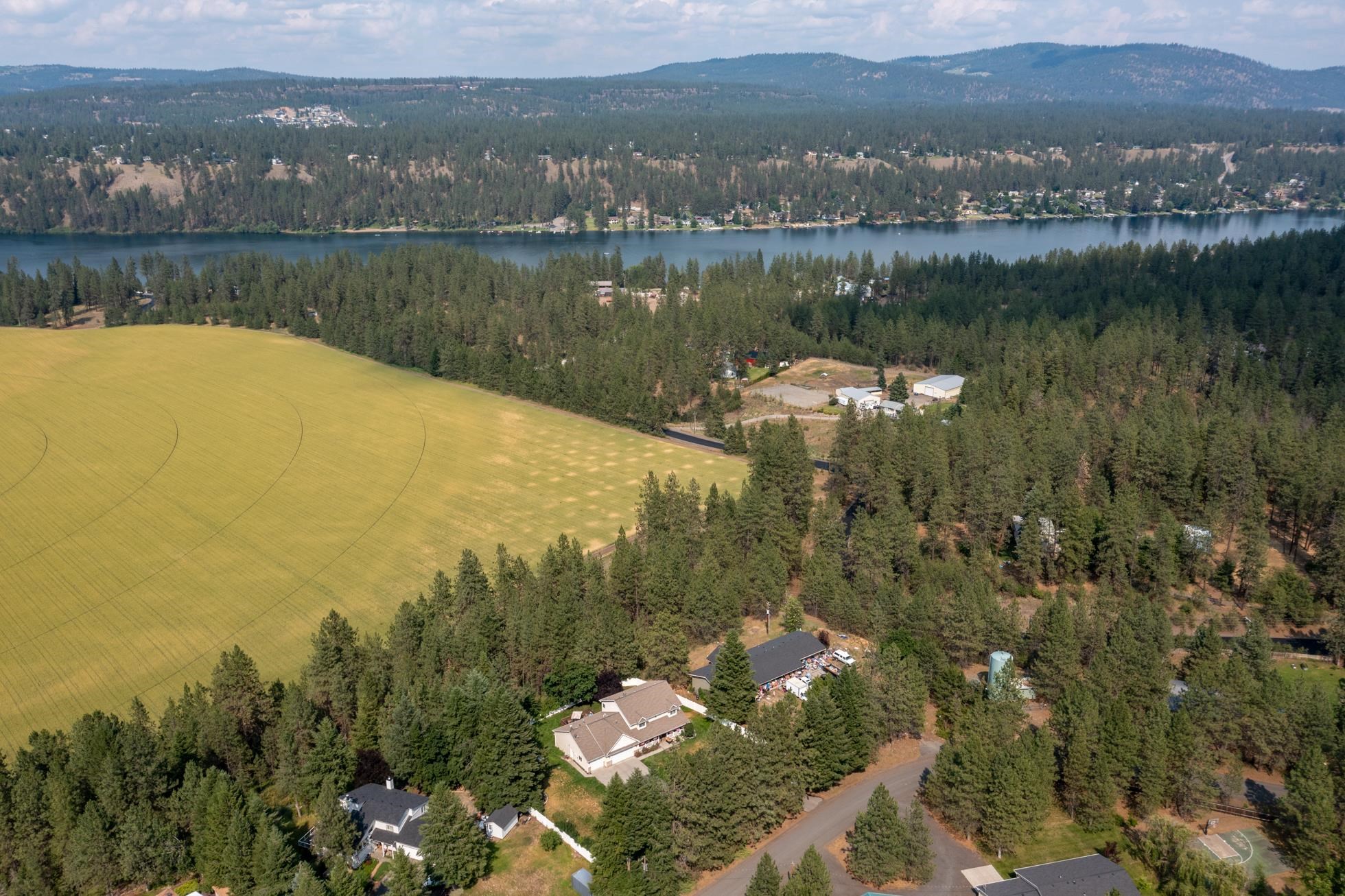 Nine Mile Falls, Washington, 99026, United States, 5 Bedrooms Bedrooms, ,4 BathroomsBathrooms,Residential,For Sale,1895080