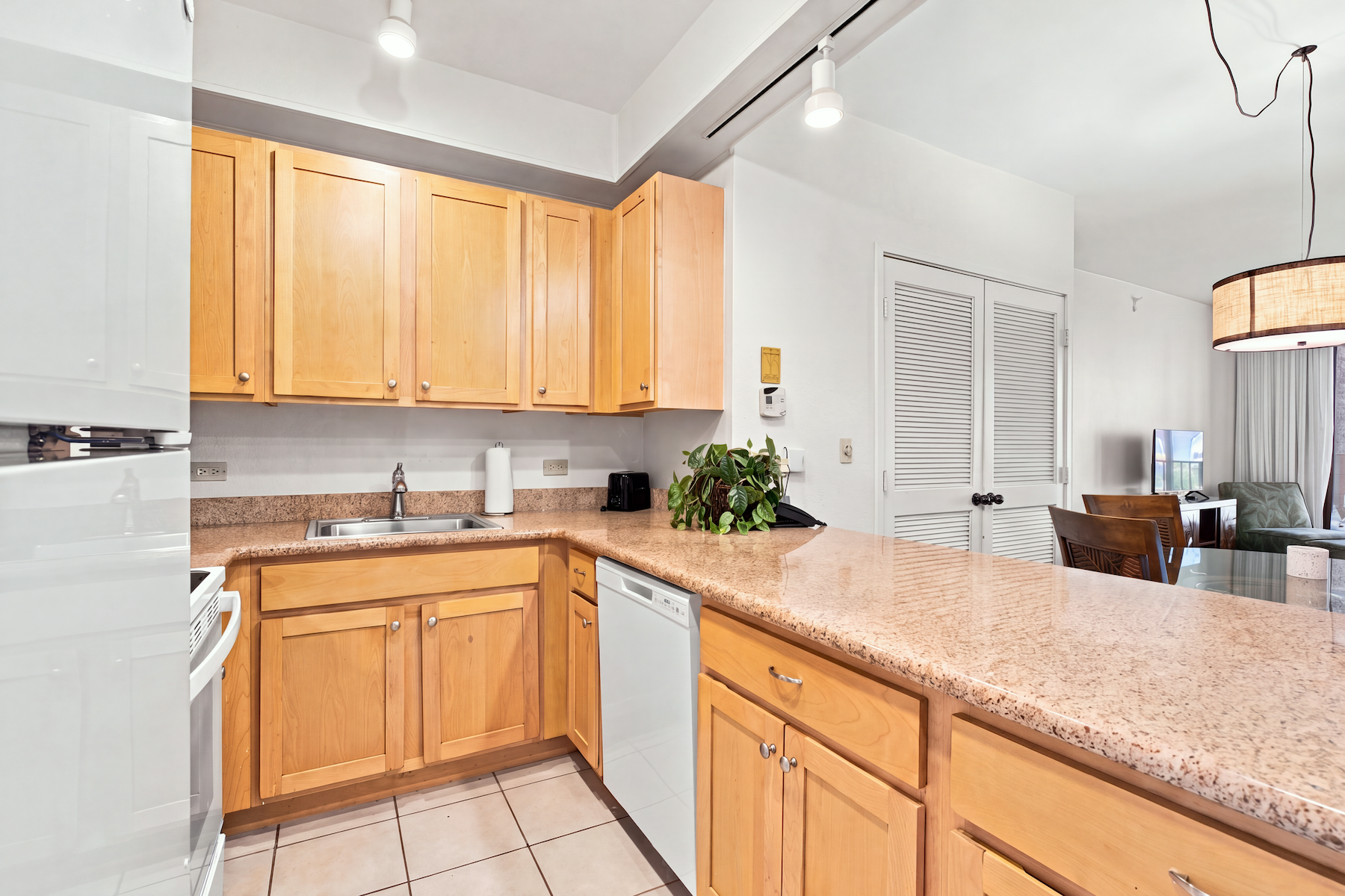  Roomy 2-Bedroom Beachfront Condo in Kaanapali - West Maui - 物件實景