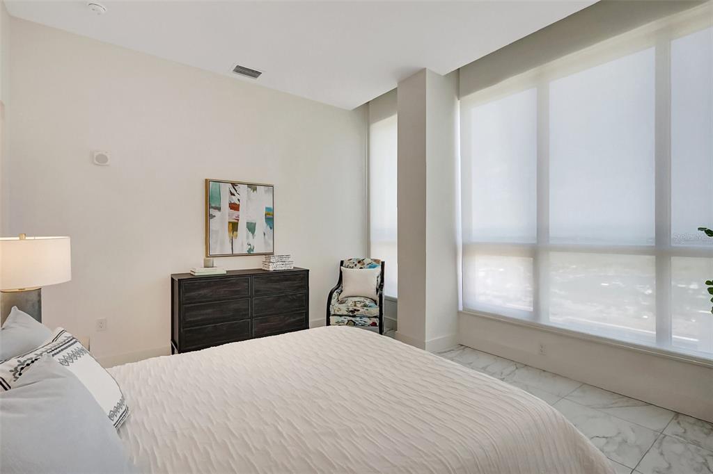 Sarasota, Florida, 34236, United States, 3 Bedrooms Bedrooms, ,4 BathroomsBathrooms,Residential,For Sale,1828539