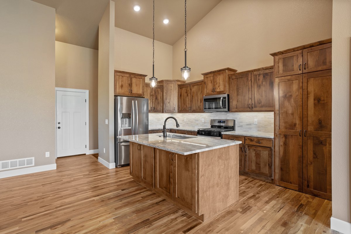 Cheyenne, Wyoming, 82009, United States, 3 Bedrooms Bedrooms, ,2 BathroomsBathrooms,Residential,For Sale,1905724